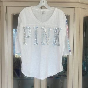 Pink 3/4 sleeve T-shirt V-neck size medium